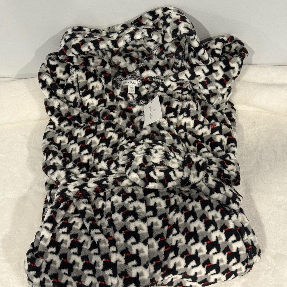 Vera Bradley Scottie Dogs Fleece Robe in Small/Medium